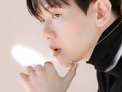 늑대는 한 여자를 찍은 이상 영원히 곁에 두니까