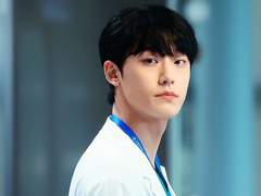 네가 하늘이면 나는 날씨가 될 거야.