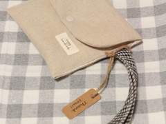 핸드메이드 스트랩 파우치