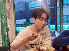 나 카페 알바생인데 이거 플러팅이야?