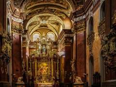 존재는 우리가 잠시 쉴 때 들르는 작은 공간일 뿐이다