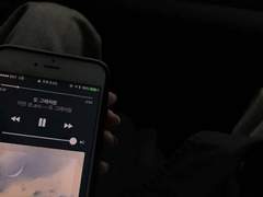 사랑받아 마땅한 것 보다,