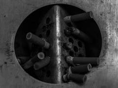 죄, 도피, 에쎄골드