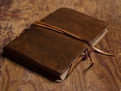 [조각글] 낡은 일기장을 발견했다.