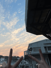 옆 반 유지민, 우리반 김민정