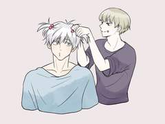 서로 머리 묶어주기