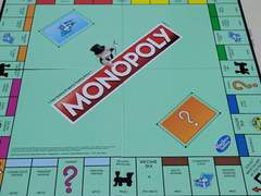 자본주의를 연습하기에 좋은 게임 "모노폴리"
