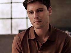 대신 죽을 것, 대신 죽여줄 것. 그리고 살아 낼 것.