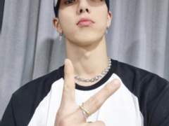 아주 오래전부터 좋아한 사람.