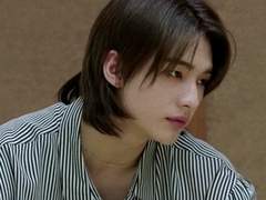 내일은 너무 멀어 지금 바로 여기 있어줘