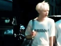 닿을락 말락 中