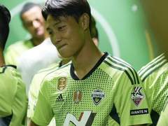 3. 내 옆에 앉아, 알겠지?