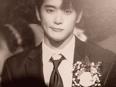 무도회 초대장의 발신자를 찾아라!