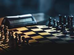 인생은 끊임없이 지위치저그