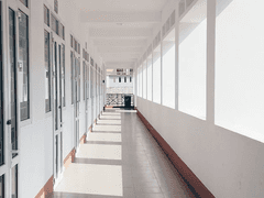 [1화] 그 선생님의 모습을 우리는 아직 모른다.