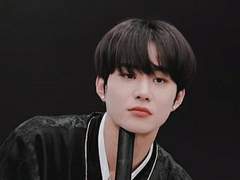 사랑보다 우정 💚🍀++