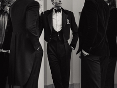 은퇴를 앞두고 스릴+육아+추리