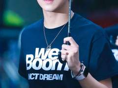 옆집 아저씨 이동혁