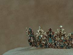 𝐆𝐥𝐨𝐫𝐢𝐨𝐮𝐬 𝐑𝐞𝐪𝐮𝐢𝐞𝐦