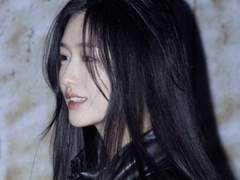 빌려 온 고양이같이