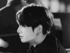 이혼전문 변호사 정국 X 탐정사무소 직원 지민 13