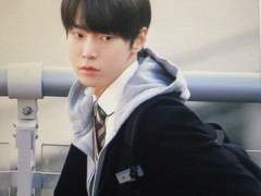 어떻게 생각해, 넌