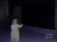 손을 많이 탄 아기