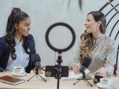 소셜 미디어 인플루언서 마케팅의 역할과 효과적인 활용 방법 알아보기