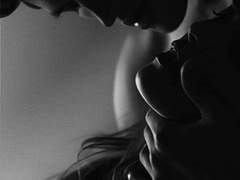 너무 오랫동안 춥게만 살지 않았는가.