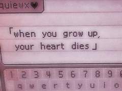 아주 예쁜 머리카락을 가진 한 소녀는 행복하게 살아보는 것을 추구했다.