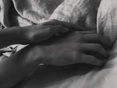 렌지의 원룸 자취방에서 이루어진 첫 정사씬