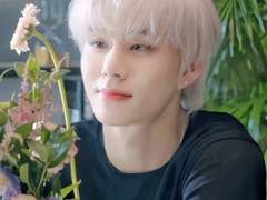 깨어나니 가이드가 전부 사라져있다? 12