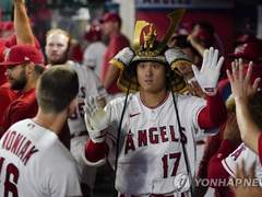 20대, 경제적 약점을 극복하고 꿈을 이루자. 만다라트 노트와 함께라면 가능하다!