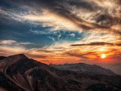 한 눈 팔지 말아라.