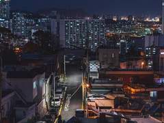 혀끝에서 맴도는 이름