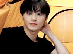 동시에 남자친구에게 전화를 걸면 누가 제일 먼저 받을까