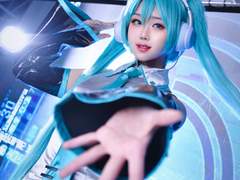 【Cosplay】 하츠네 미쿠