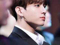 이혼전문 변호사 정국 X 탐정사무소 직원 지민 16