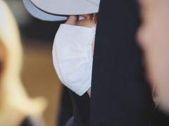 the abandoning girl 9