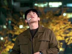 우리의 여름을 끝을 내는 법을 모른다.