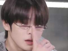 치치 아버님은 이 쪽으로 오시고, 찬이 아버님은 이 쪽.........