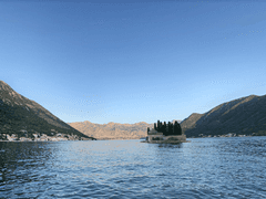 역사 벽 너머의 코토르: 역사의 벽을 뛰어넘는 여행