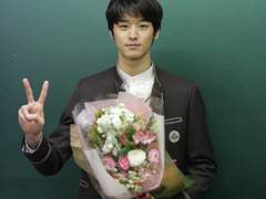 조개껍데기는 녹슬지 않는다 完