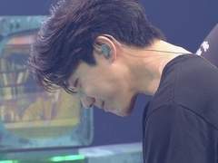 당연하지, 그럼 우리가 무슨 사이겠는데.