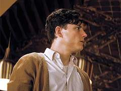 2-12 이런 순간에 두 팔을 뻗어 안아줄 수 있는 사람이