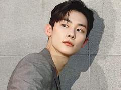 전학생 이완이 우성알파 신기태한테 잡아 먹히는 썰