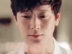 [강동원] 쓰레기는 쓰레기인디 또 얘 사정을 보면...