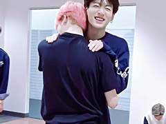 자이언트 토끼 정국 X 겁 많은 병아리 지민 完