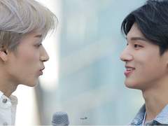 Friends With Benefit 01