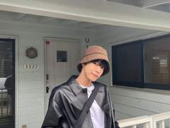 이게 우정은 아니지 TALK